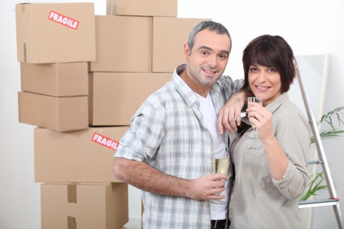 Moving van and boxes for flat removals near Finsbury Park
